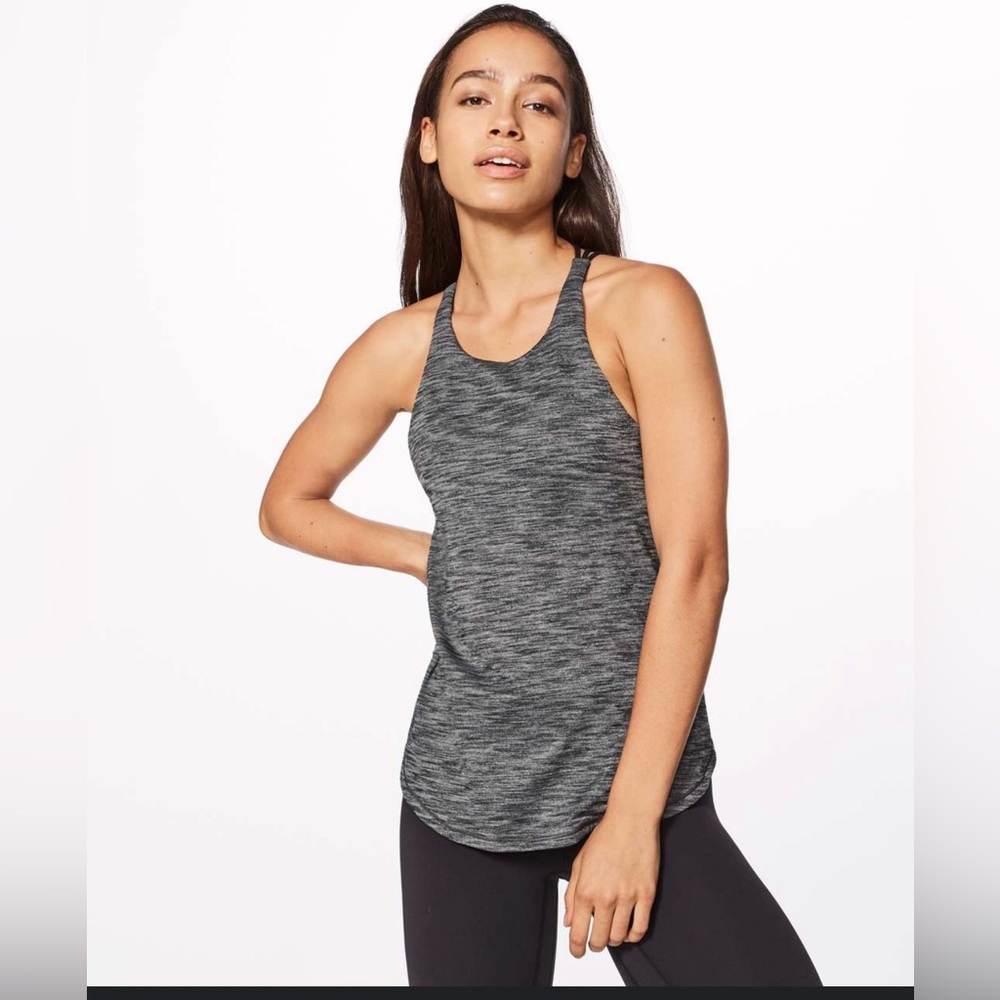 NWT Lululemon Raise The Barre Tank
Heathered Blue size 12